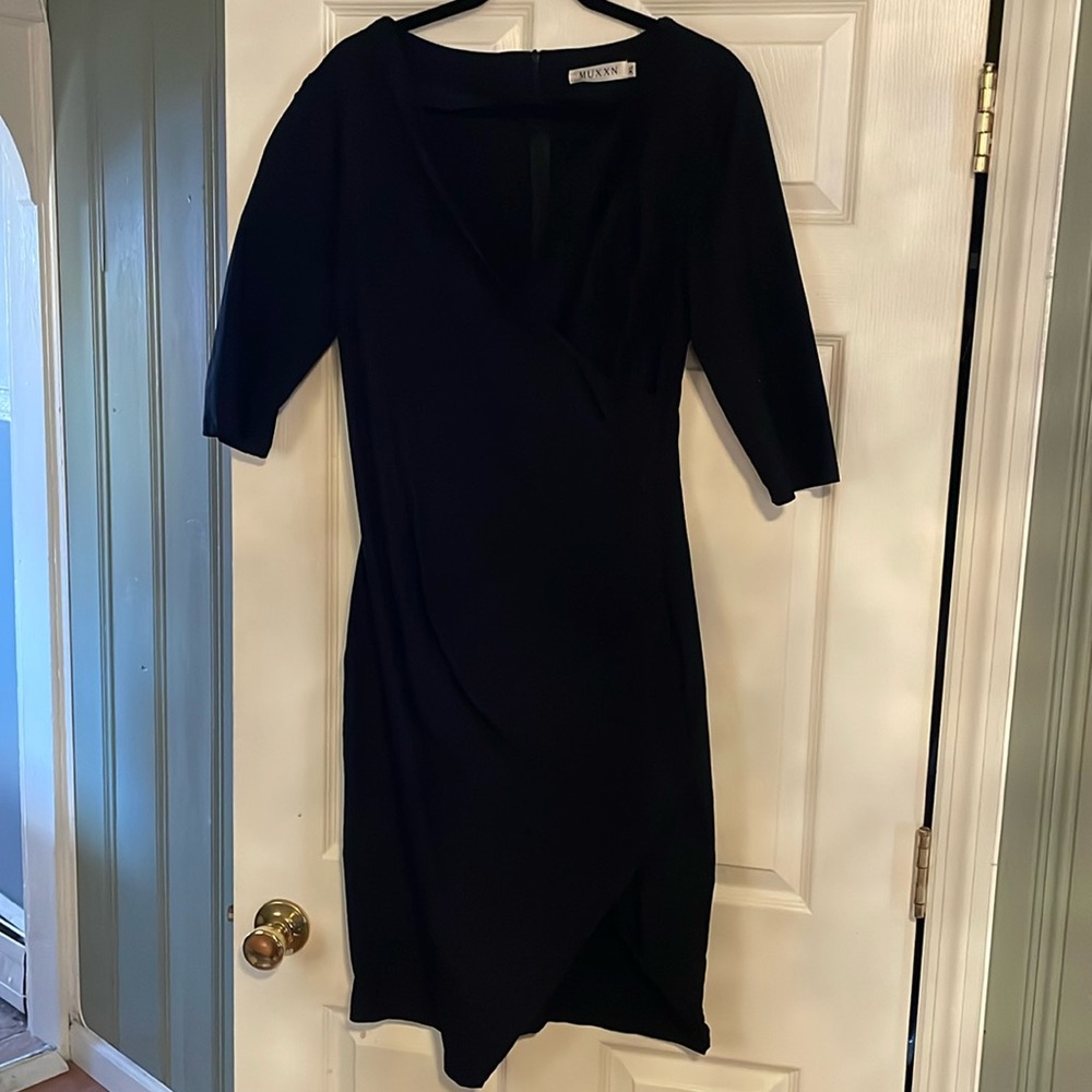 Black 3/4 Length Sleeve XL Dress